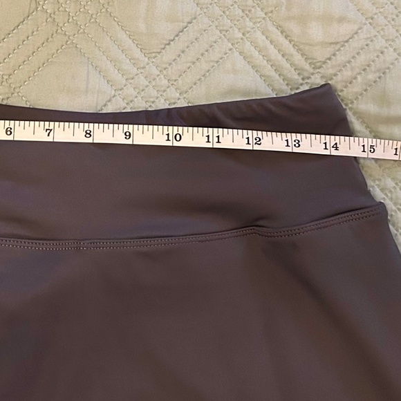 Women’s Gray Athletic Skort, NEVER WORN, Size Medium - Picture 5 of 8